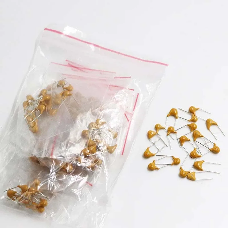 Kit de capacitores cerámicos diferentes valores 20pF-1uF