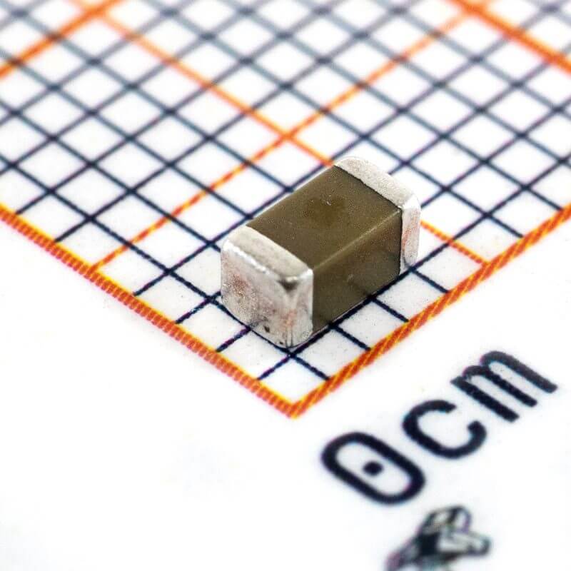 CL31A476MQHNNNE Capacitor Cerámico 1206 47uF 6.3V