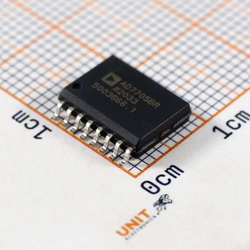 AD7705BRZ-REEL IC SMD ADC