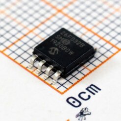 Alternative view of SST26VF032BT-104I/SM IC SMD Memoria Flash