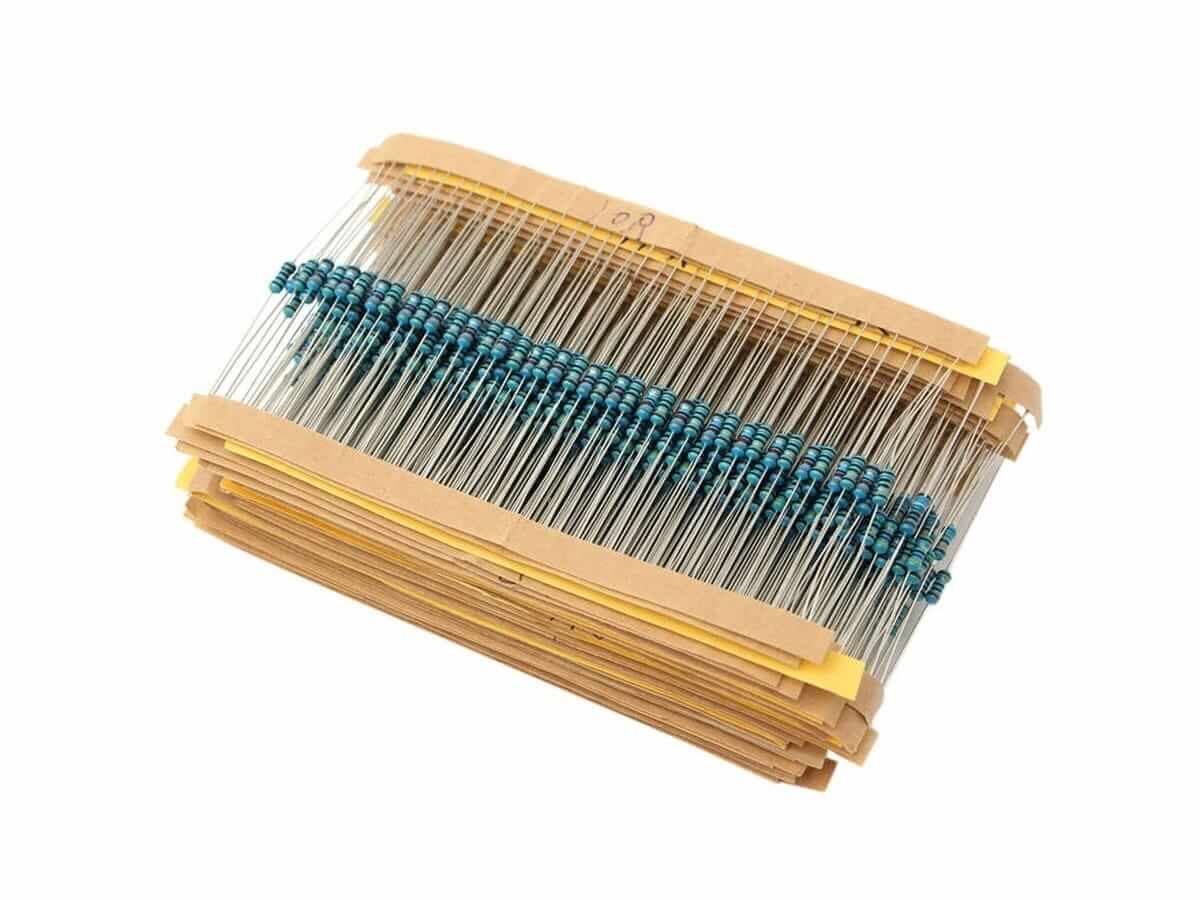 Resistencias de precisión 1/4 W 1% Varios Valores. - 100